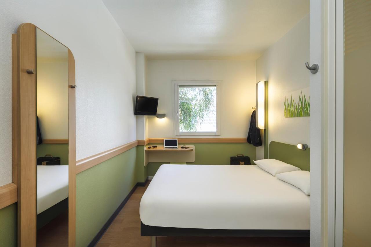 Ibis Budget Lille Ronchin - Stade Pierre Mauroy Dış mekan fotoğraf